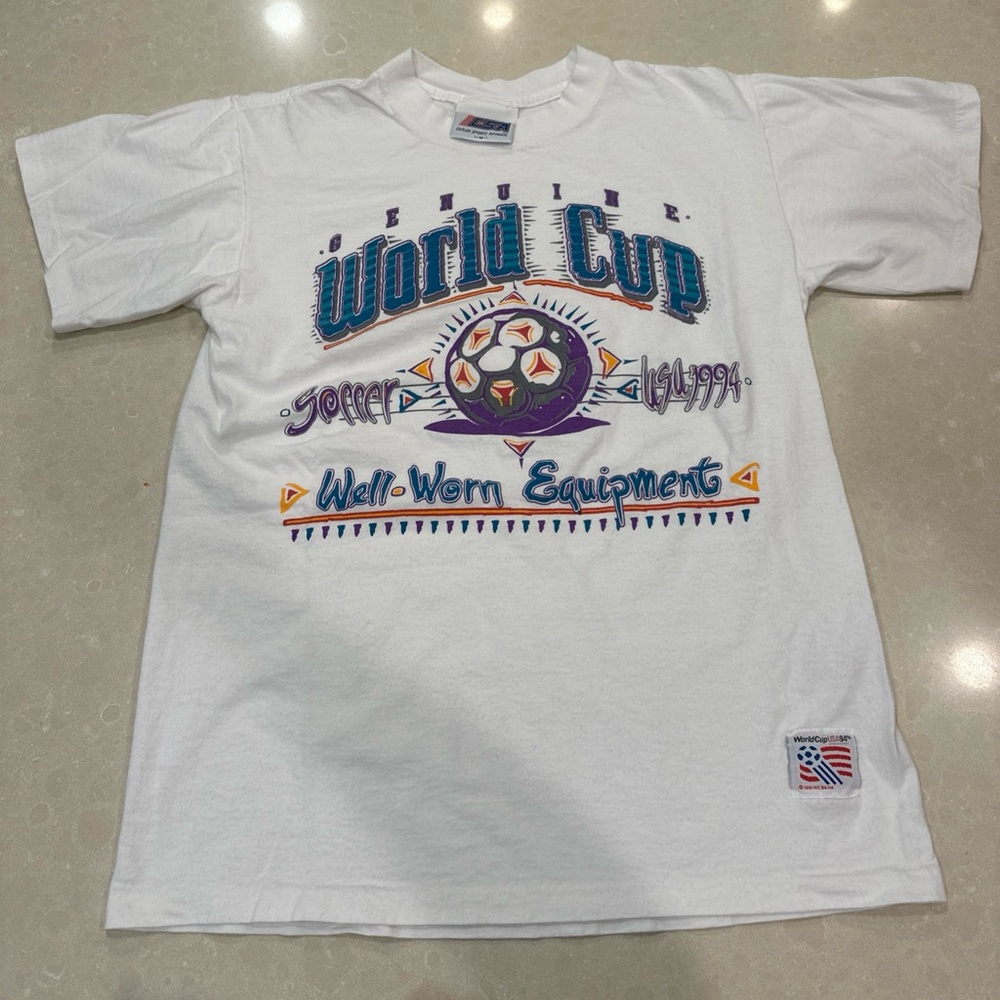 Vintage World Cup USA 94 Graphic T-shirt Soccer Single Stitch Cotton Size Medium